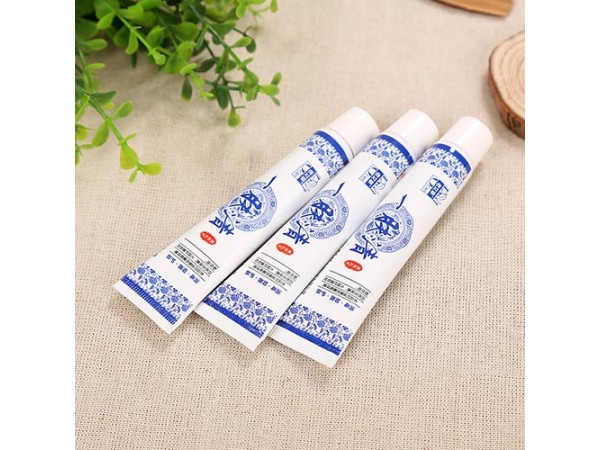 一膚清草本乳膏