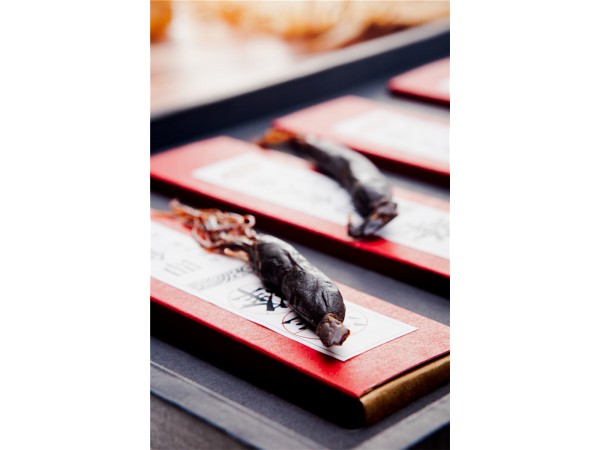 湟蜂牌即食人參