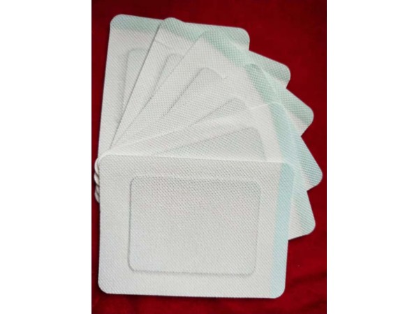 黑膏藥裸片（托和藥芯）