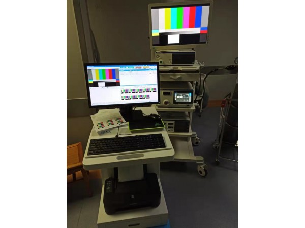 宮腹腔鏡工作站