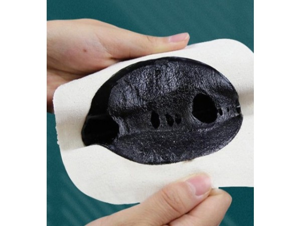 傳統(tǒng)手工黑膏藥廠家東進(jìn)藥業(yè)代加工貼牌定制加工oem手工熬油膏藥棉布頸肩膏藥貼